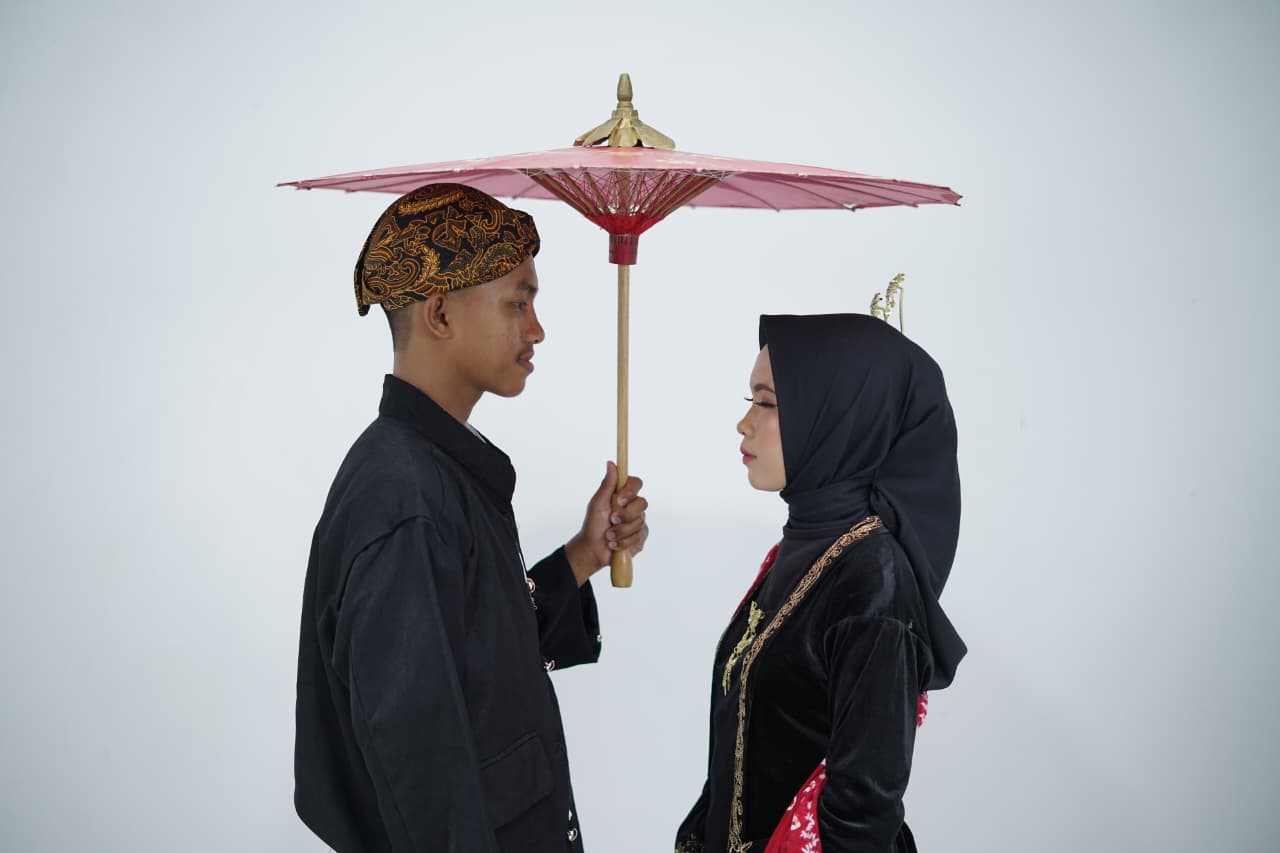 WhatsApp Image 2025-12-12 at 05.58.30 (1) WhatsApp Image 2025-12-12 at 05.58.30 (1)