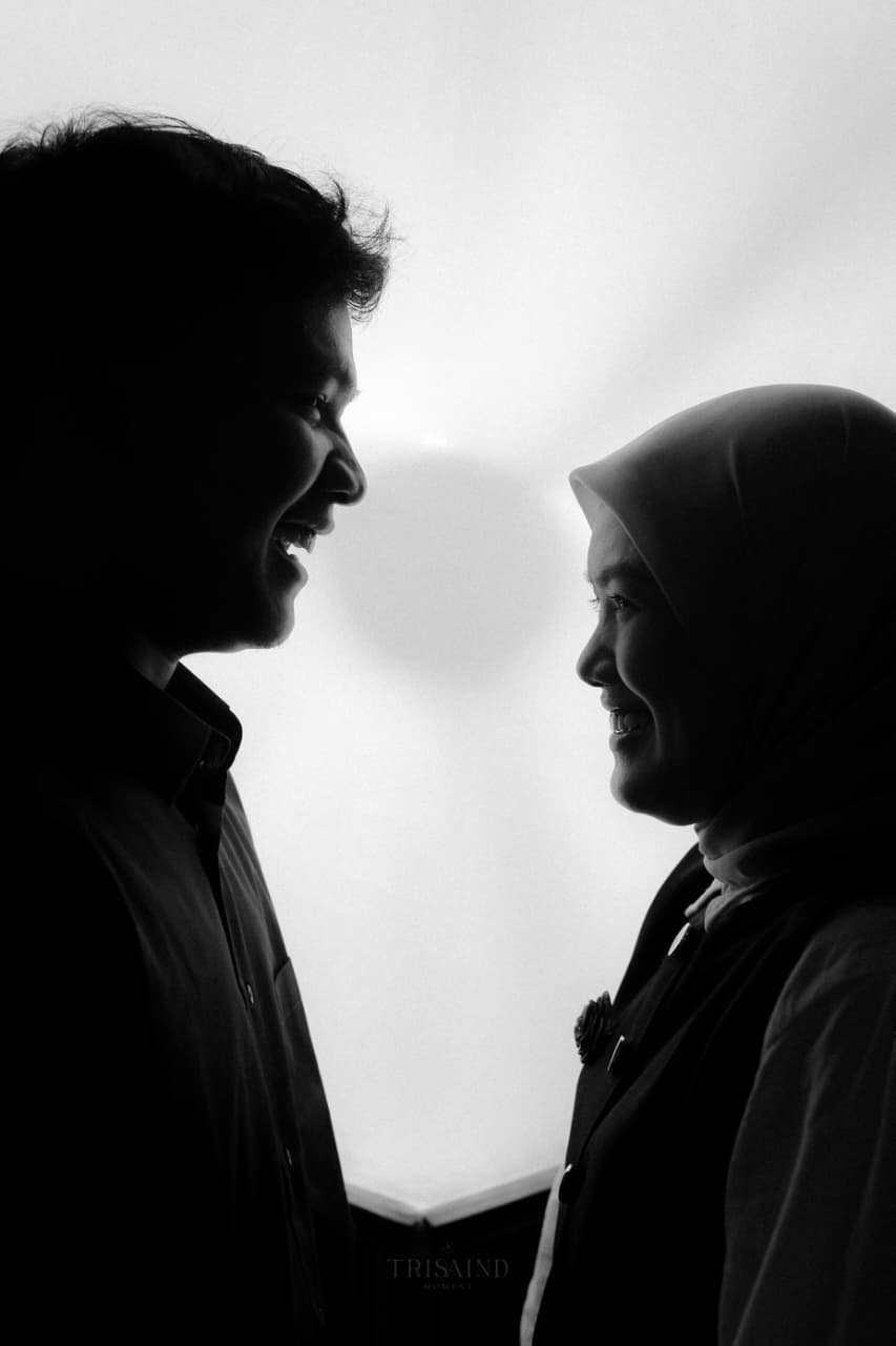 WHEN WORLDS COLLIDE                     2020